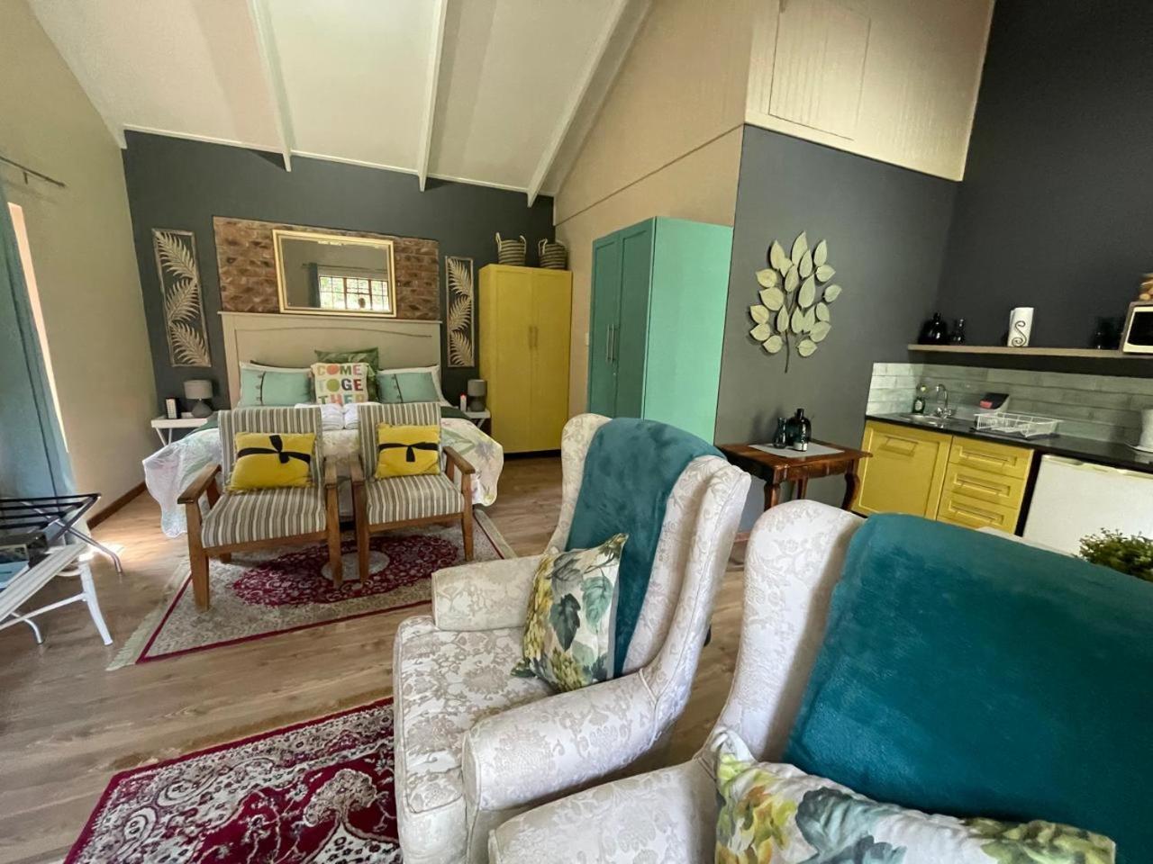 Periwinkle, Grove ,Acorn & Sage Cottages Clarens Exteriör bild