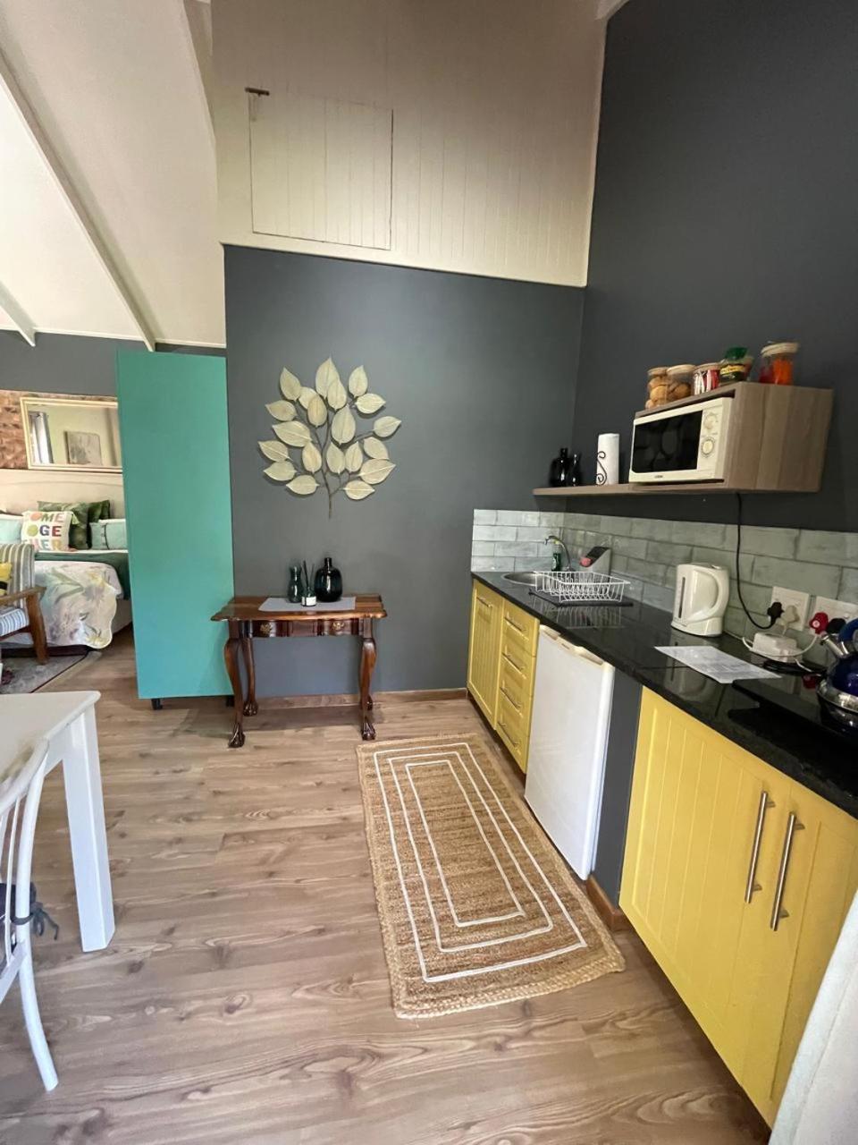 Periwinkle, Grove ,Acorn & Sage Cottages Clarens Exteriör bild