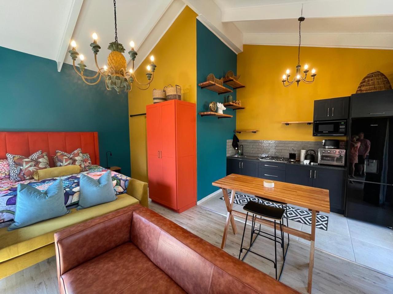 Periwinkle, Grove ,Acorn & Sage Cottages Clarens Rum bild
