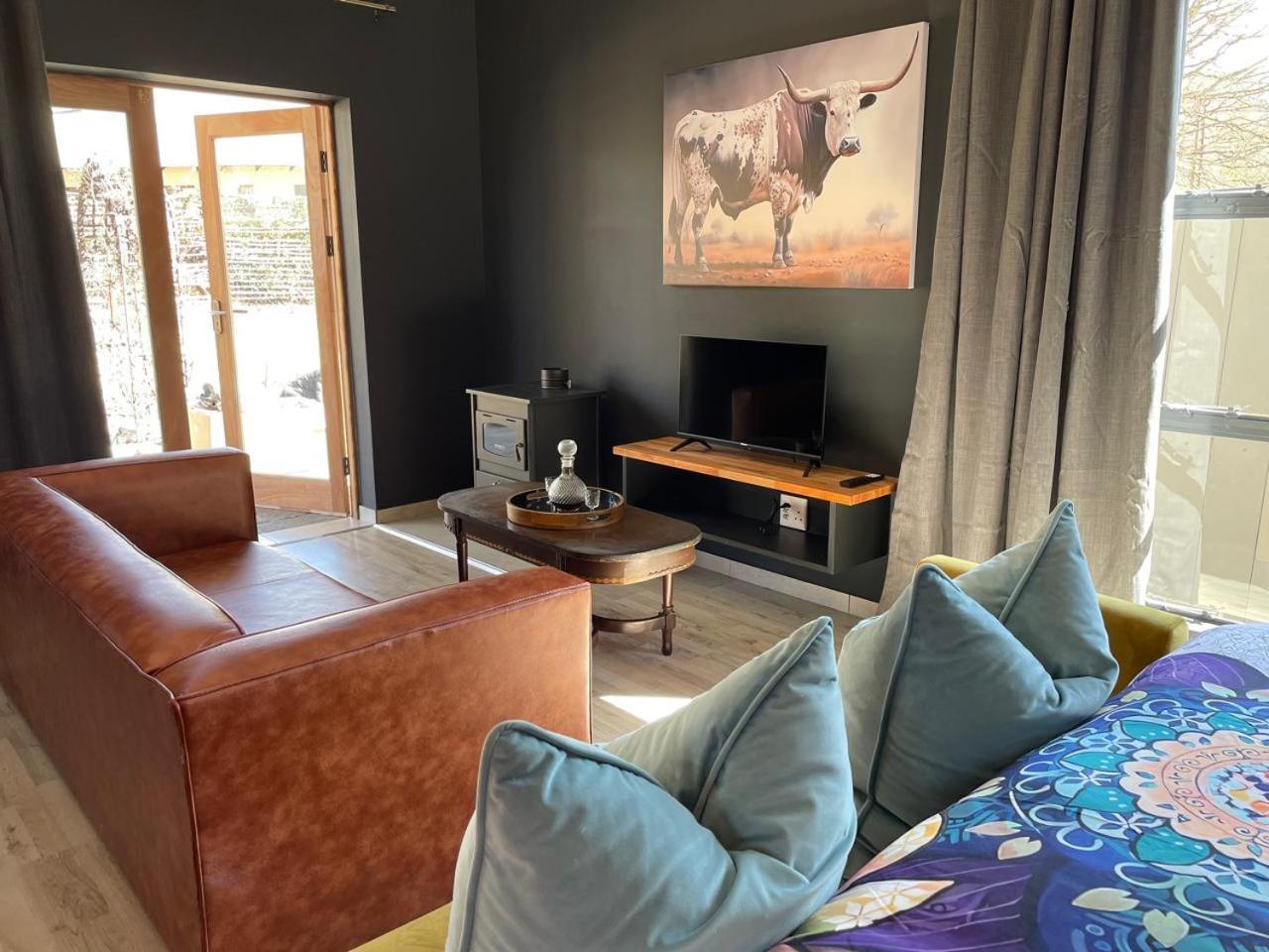 Periwinkle, Grove ,Acorn & Sage Cottages Clarens Rum bild