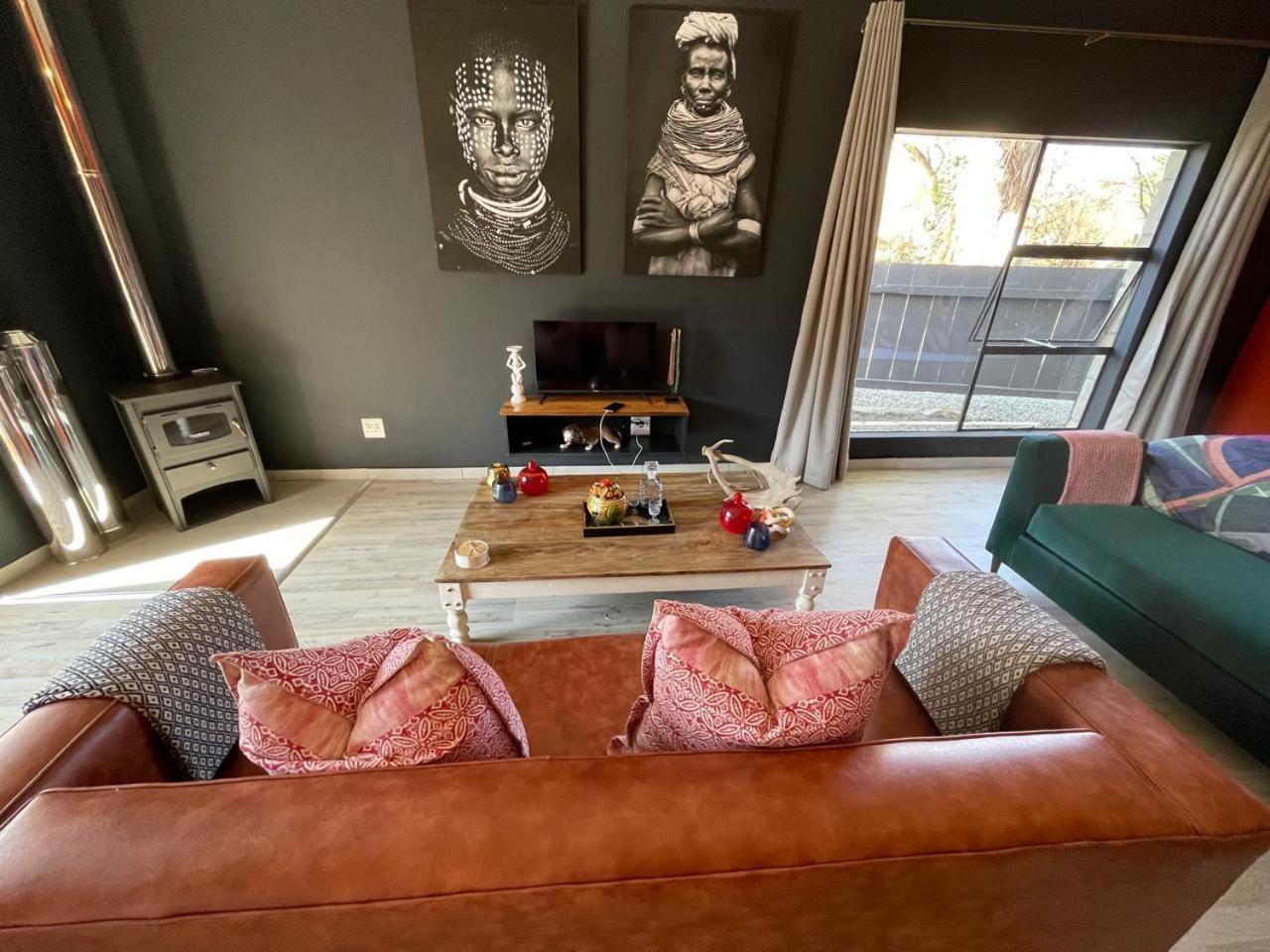 Periwinkle, Grove ,Acorn & Sage Cottages Clarens Rum bild
