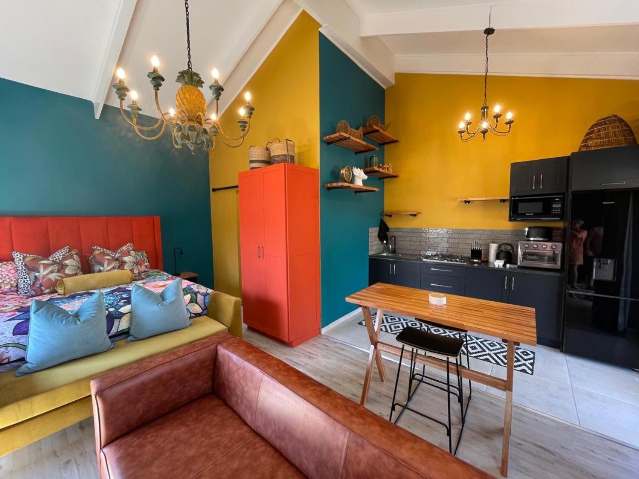 Periwinkle, Grove ,Acorn & Sage Cottages Clarens Rum bild